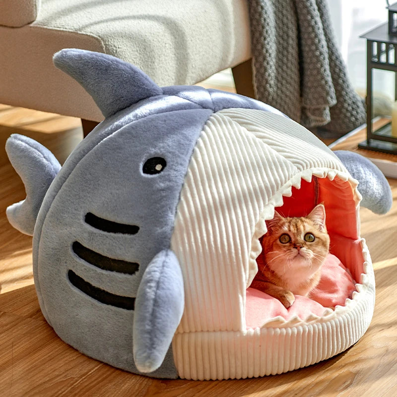 SnuggleNest™ Winter Cat Cave Bed – Warm Plush House for Cats & Small Pets