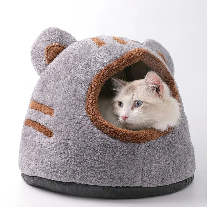 BearHug™ Cozy Cat Cave Bed – Self-Warming Plush House for Cats & Kittens