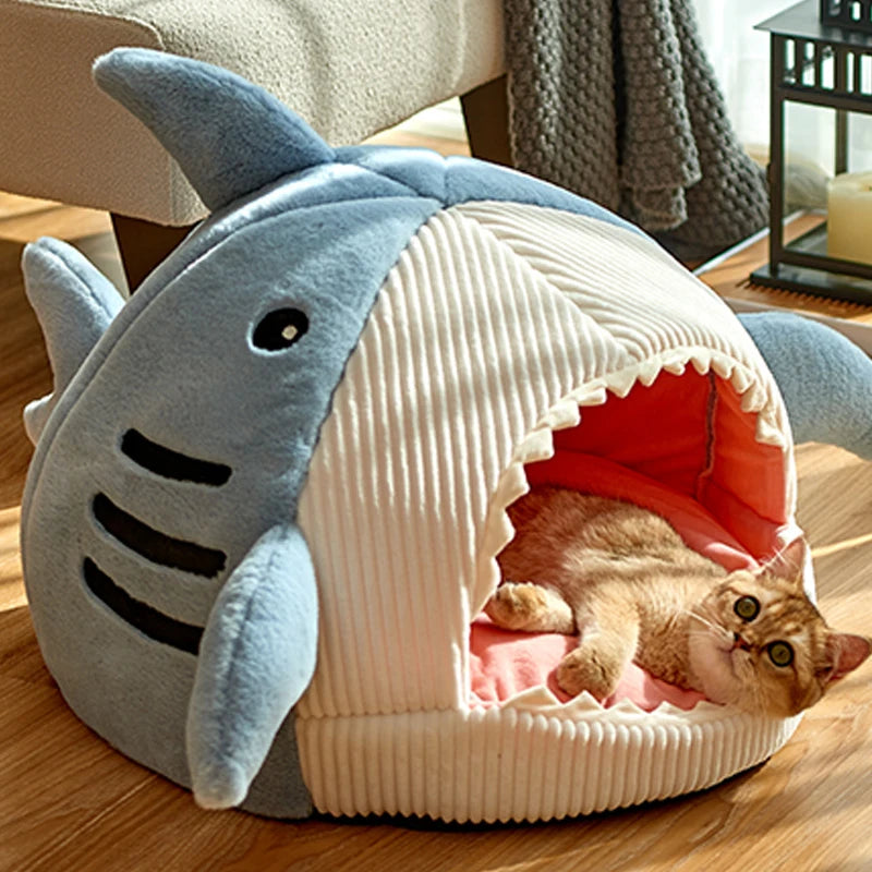 SnuggleNest™ Winter Cat Cave Bed – Warm Plush House for Cats & Small Pets